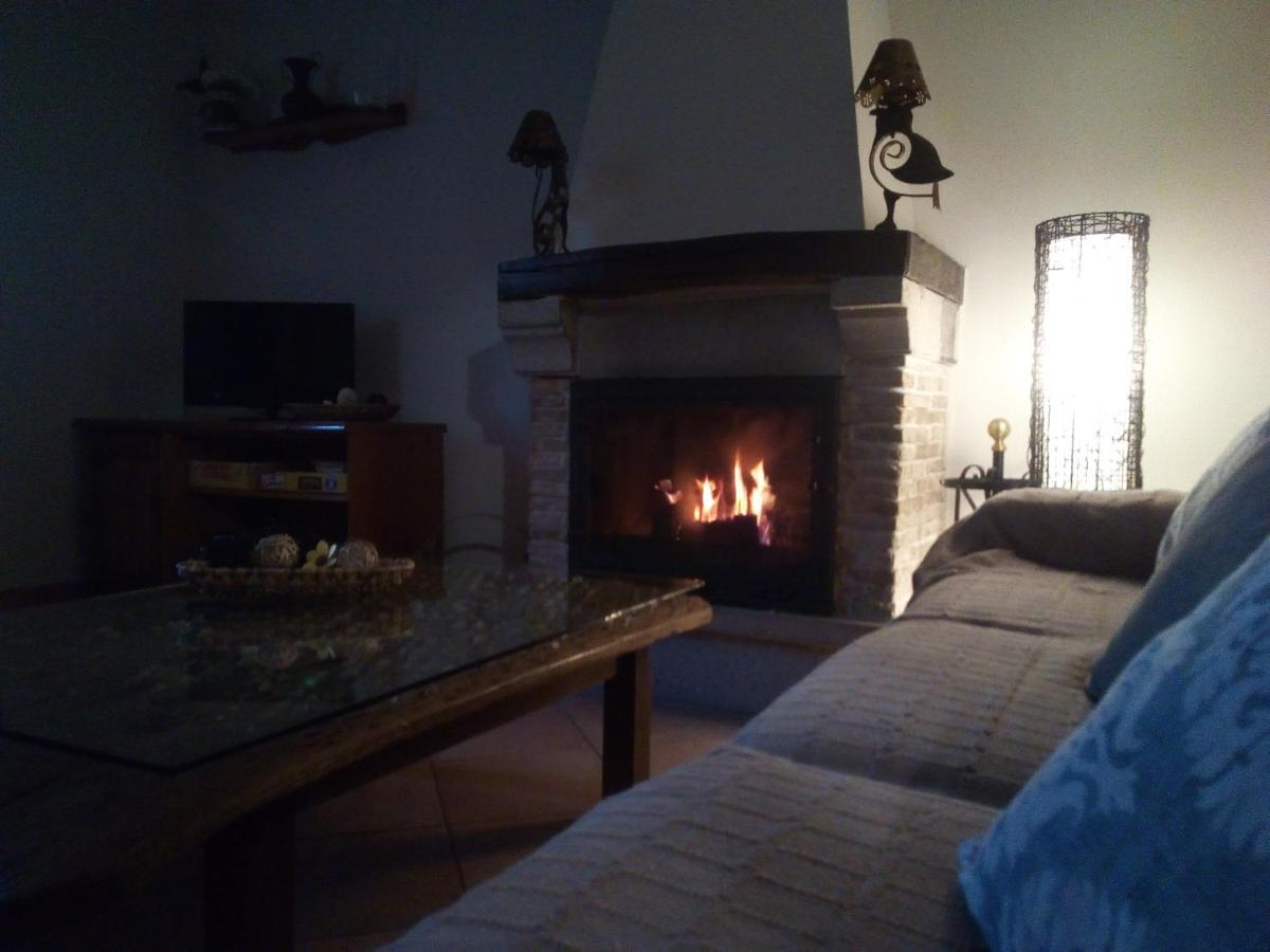 La Simona Casa Rural Perales del Puerto Eksteriør billede